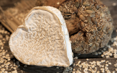 fromage a pâte môle et pain bio