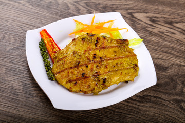 Grilled meat with green curry