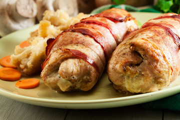 Chicken breast stuffed with champignon