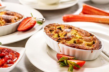 Rhabarber  Kuchen