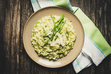Risotto with asparagus - 203522393