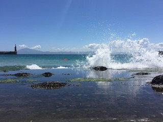 Mittelmeer in Tarifa mit Blick auf Afrika