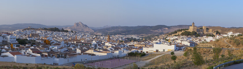Fototapeta premium Panoramic view of Antequera at sunset