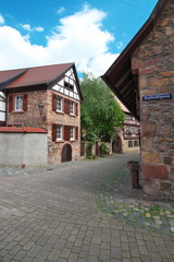 Gerberbachviertel Weinheim im Frühling