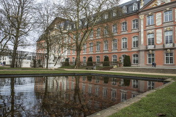 Fototapeta na wymiar Kurfürstliches Palais Trier