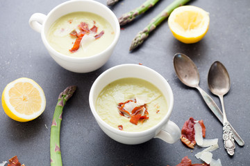 Asparagus soup