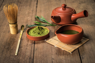 Brewing green tea powder,