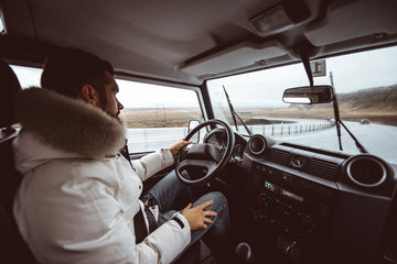 Driving on the icelandic roads, tour in Iceland © oneinchpunch