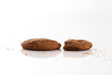 chocolate chip cookies / A chocolate chip cookie is a drop cookie that originated in the United States and features chocolate chips as its distinguishing ingredient