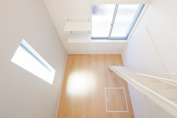 階段のある部屋