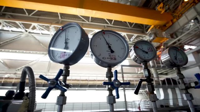 Industrial devices of measurement of pressure upon power plants