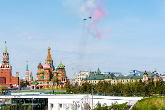 Moscow, Russia-may 4, 2018: a Group of Russian su - 25 fighters painted a Russian flag in the sky at a parade rehearsal for Victory day. 