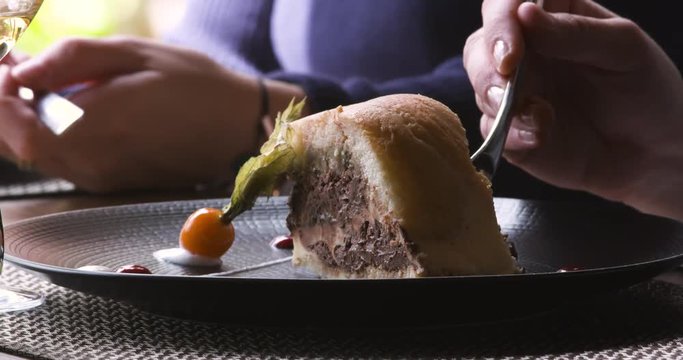 D&eacute;jeuner dans un restaurant