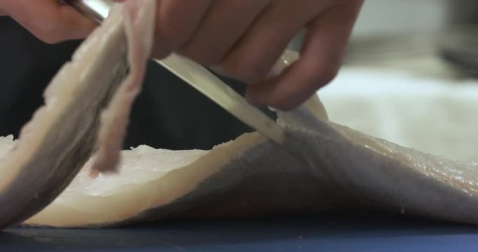 d&eacute;coupe dde poisson cabillaud 