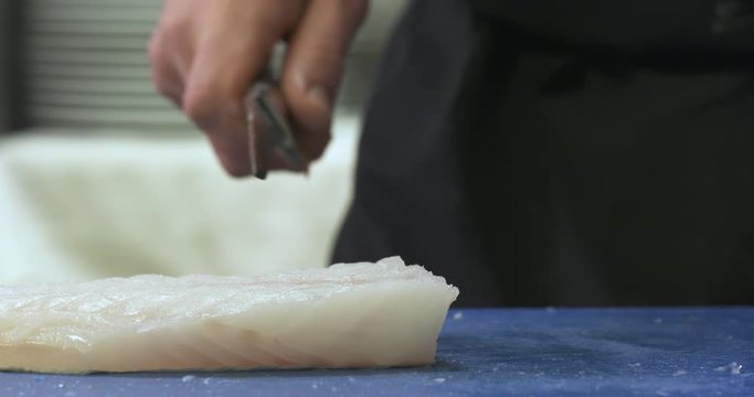 d&eacute;coupe dde poisson cabillaud 