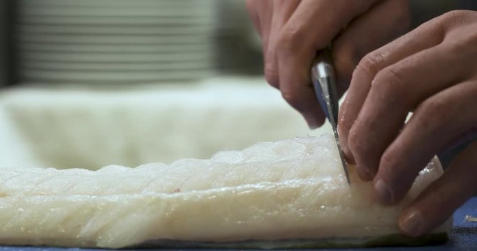 d&eacute;coupe dde poisson cabillaud 