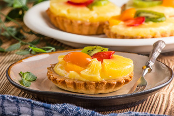 Mixed fruit tart.