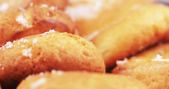 Cheesecakes with coconut