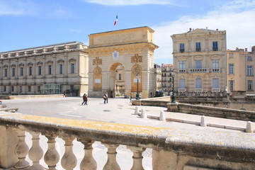 Arc de triomphe et place royale de Montpellier, Hérault, France