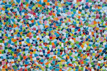 Keuken foto achterwand Mozaïek Kleurrijke pastelkleurige levendige kleuren en verschillende geometrische vormen en afmetingen van mozaïektegels met willekeurig patroon.