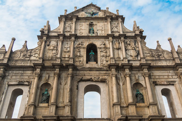 Fototapeta na wymiar MACAU - Feburary 28 th 2016 : Ruins Of Saint Paul's Cathedral. Built from 1582 to 1602 by the Jesuits. Was destroyed by a fire during a typhoon in 1835.