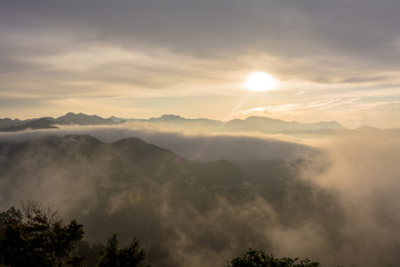 国見ケ丘の雲海風景