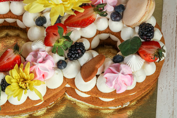 Cake with flower