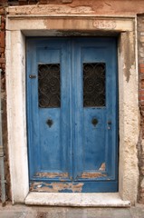 Fototapeta na wymiar Door in Venice
