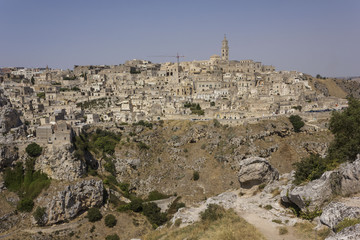 Fototapeta premium overview of the scenic rocky landscape surrounding the ancient city of Matera, Italy