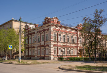 Fototapeta na wymiar Volgograd. Russia - May 6, 2018. The building is built in the 19th century. Committee of Education, Science and Youth Policy of the Volgograd Region in the Voroshilovsky District of Volgograd