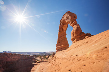 Fototapeta na wymiar Delicate arch in Arches National Park in Utah, USA