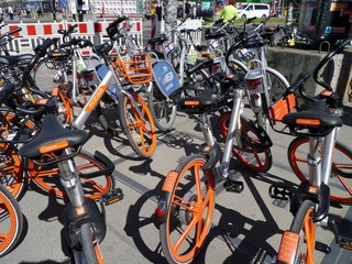 Leihräder-Chaos in Berlin-Friedrichshain