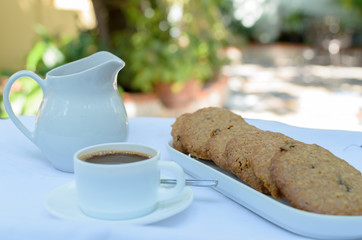 Bocadillo: Galletas de Avena y pasas con el café de la tarde, hechas en casa