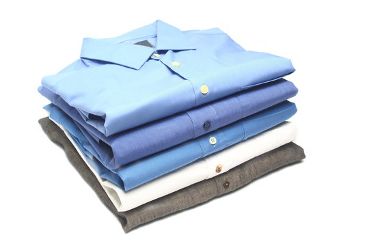 camisa planchada y doblada en tintoreria