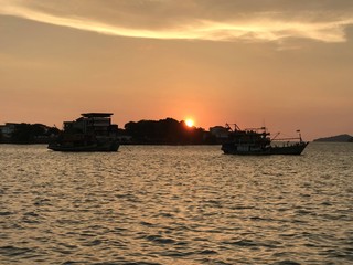 Fototapeta premium 海边日落