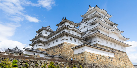 Fototapeta na wymiar Himeji Castle, a national treasure and a UNESCO world heritage site