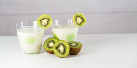  Healthy milky cocktail with kiwi fruit