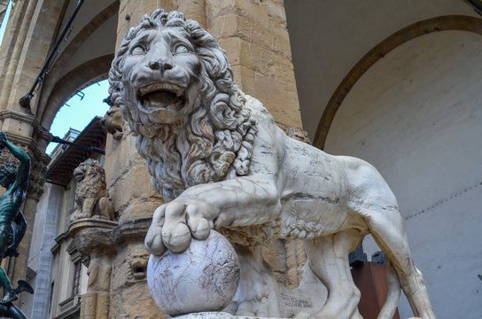 Sculpture de lion &agrave; Florence, Italie
