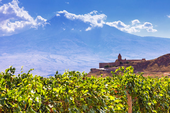 Scenic view on Mount Ararat and the ancient armenian monastery Khor Virap. The tourists attractions of Armenia