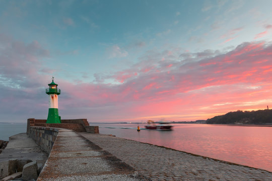 Sonnenuntergang Leuchtturm, Molenfeuer Sassnitz - Ruegen, Ostsee