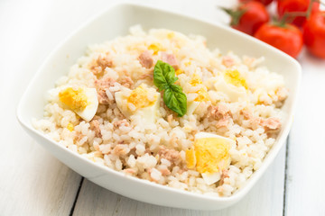 Risotto con tonno e uova 