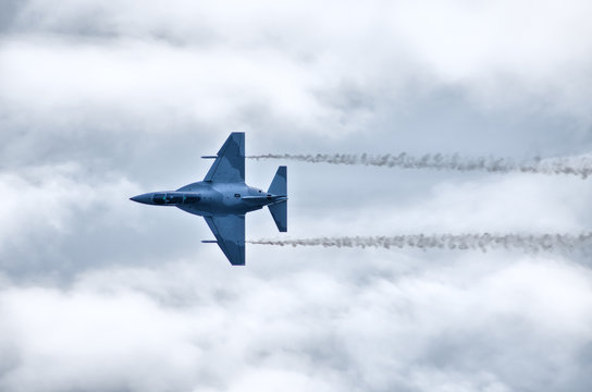 Jet on the air