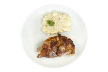 Halbes Hähnchen mit Kartoffelsalat Hühnerfleisch gegrillt