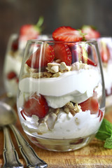 Delisious traditional english dessert eton mess.