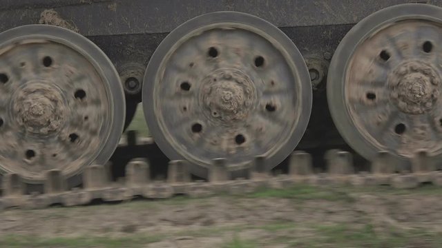 German tank of World War II travels around the landfill