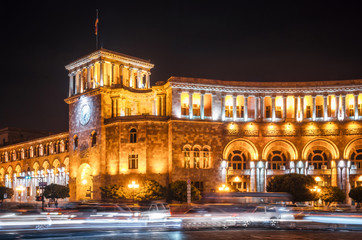 Obraz premium The Government of the Republic of Armenia and Central Post Office on Republic Square in Yerevan at night, Armenia.
