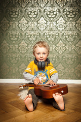 im Kinderzimmer Musik hören