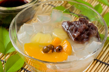 フルーツあんみつ