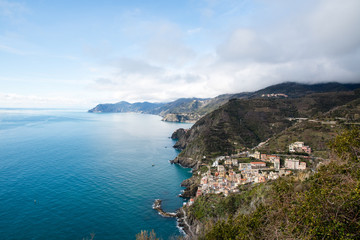 Fototapeta na wymiar チンクエ・テッレ～険しいリグーリア海岸の5つの村（イタリア・リグーリア州）