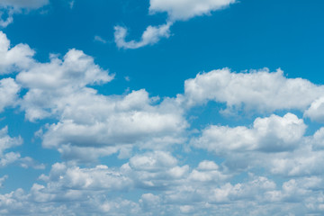 Naklejka premium Nice blue sky with perfect clouds during summer